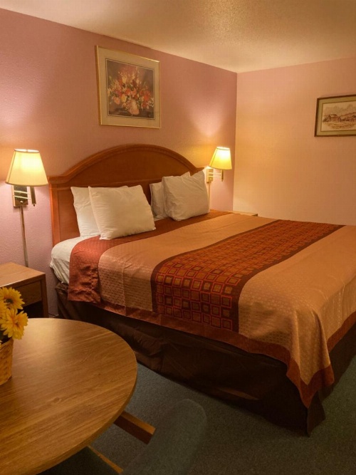 Executive Inn image 22