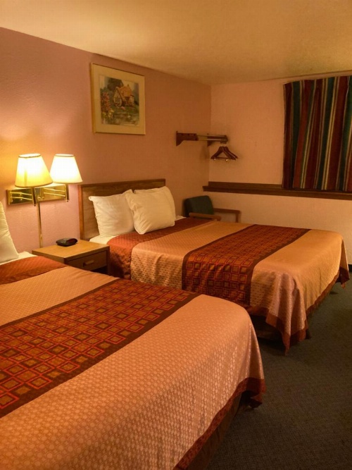 Executive Inn image 23