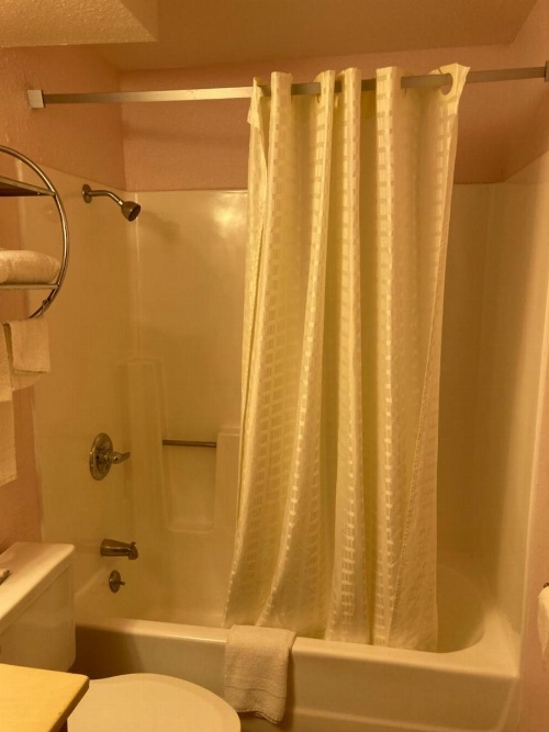 Executive Inn image 29