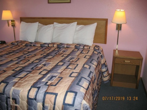 Executive Inn image 4