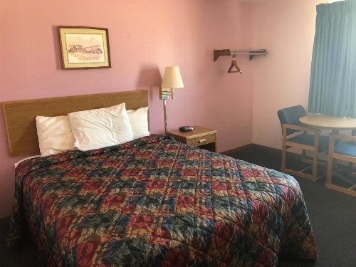 Executive Inn image 5