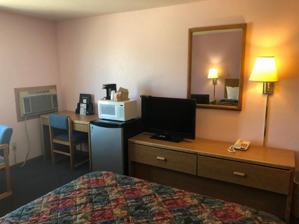 Room image 3